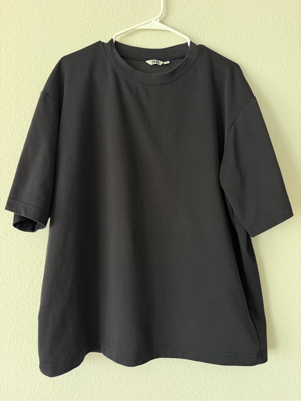 Uniqlo U Men's Oversized Crewneck T-Shirt Black XL Cotton Poly Recycled Casual